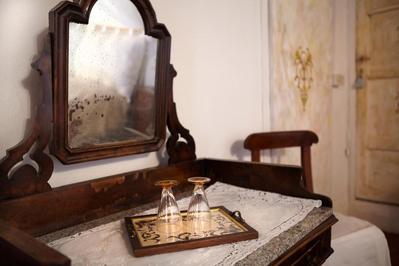 Antico Borgo Sanda Lago Maggiore Casalzuigno エクステリア 写真